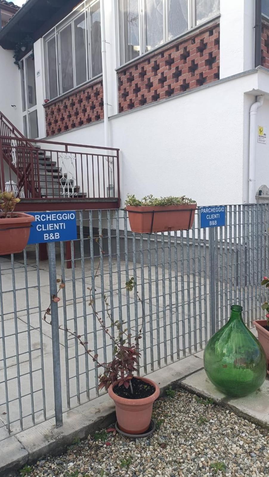 Bed and Breakfast Il Cortile Di Greta Lu (Piedmont) Exterior foto